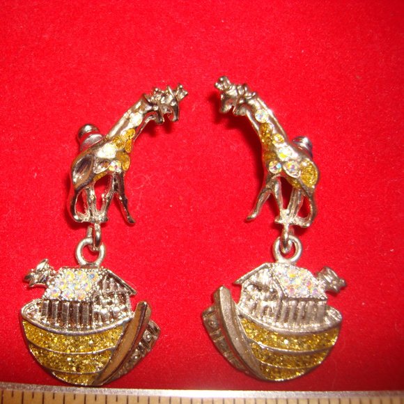 Vintage Noah's Ark Dangle Earrings rhinestones silver and gold sparkling pierced - Picture 3 of 6